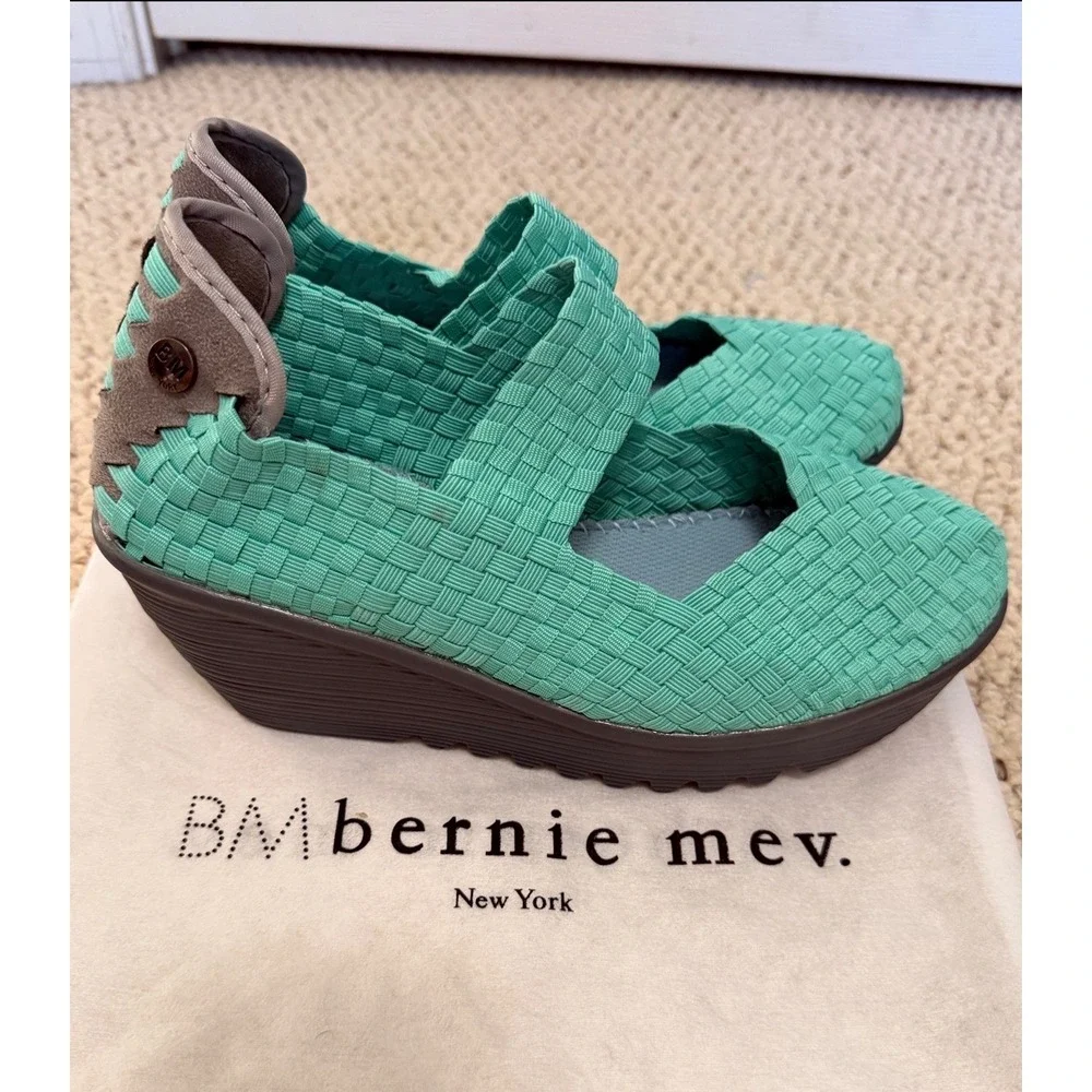 Bernie Mev Woven Wedge Sandals Mint Green Platform NWOT EU 37